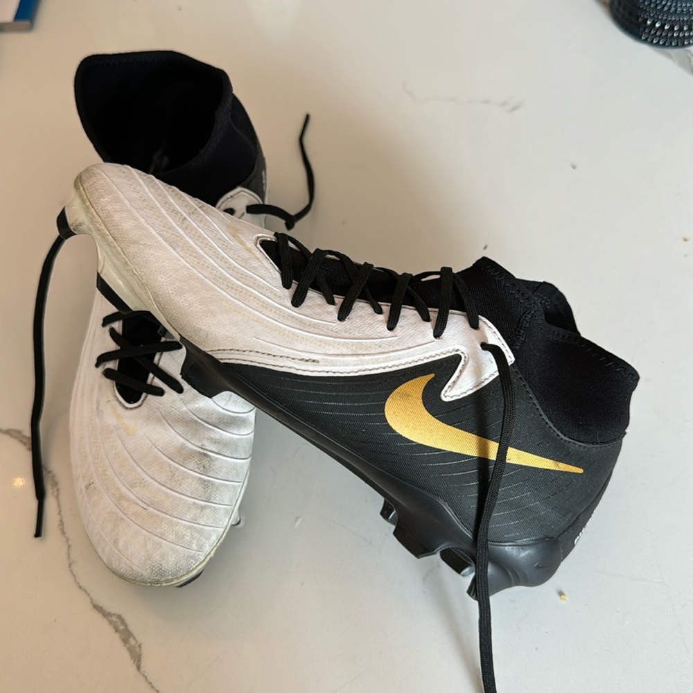 Nike Phantom Luna